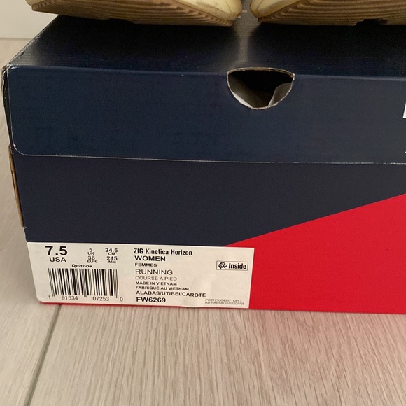 Reebok ZIG Kinetica Horizon Running Shoe - Picture 6 of 6